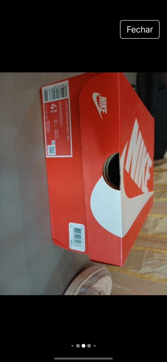 Sapatilhas da nike usadas poucas vezes