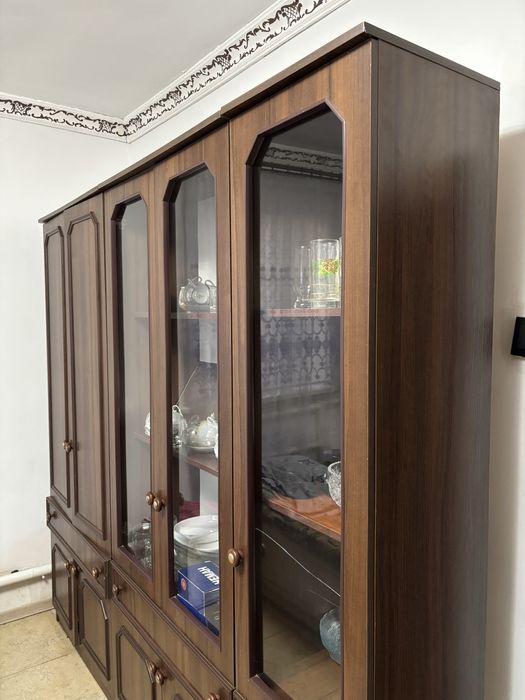 Стінка і шафа для вітальні 2*2,20*38