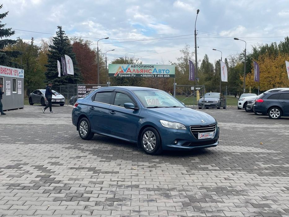 Peugeot 301 №2734 (ВНЕСОК від 10%) Альянс Авто Кривий Ріг