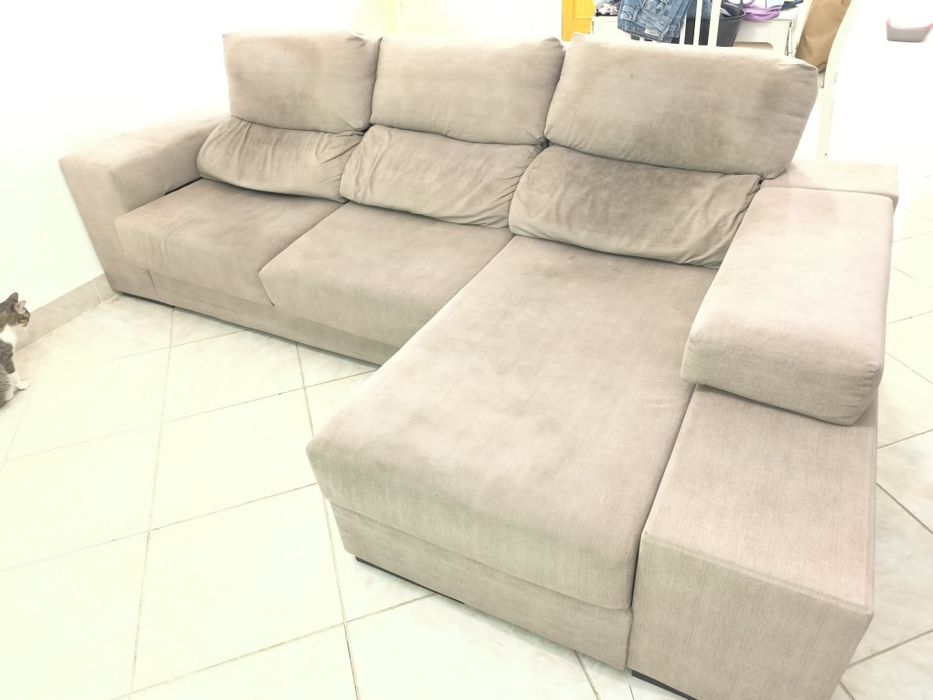 Sofá 3 lugares com chaise long