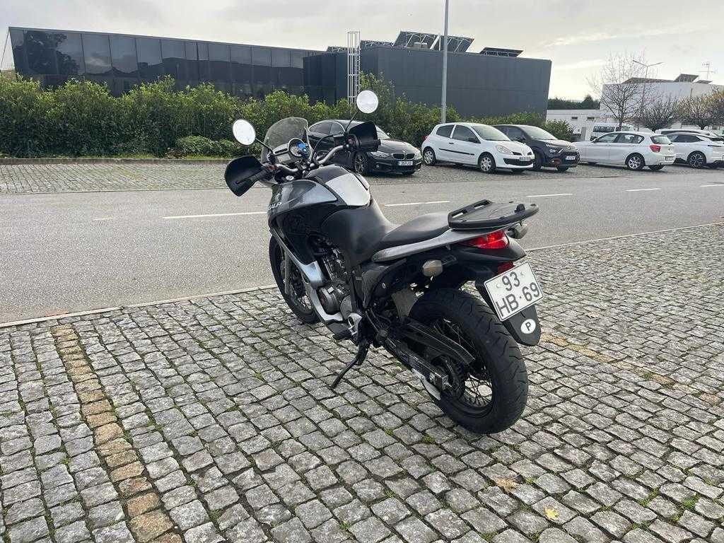 Honda Transalp 700 ABS 2008 + Top Case