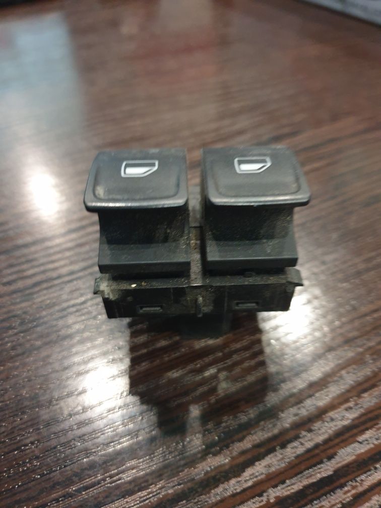 Блоки и кнопки стеклоподьемников WAG GOLF BORA PASSAT ,SEAT IBIZA