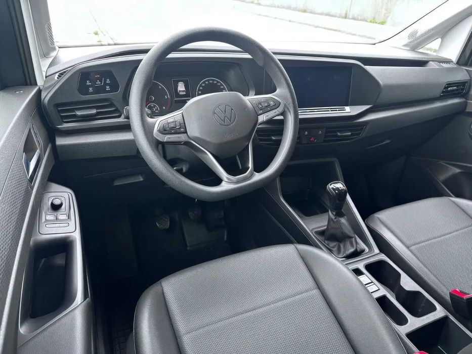 Volkswagen Caddy      2021