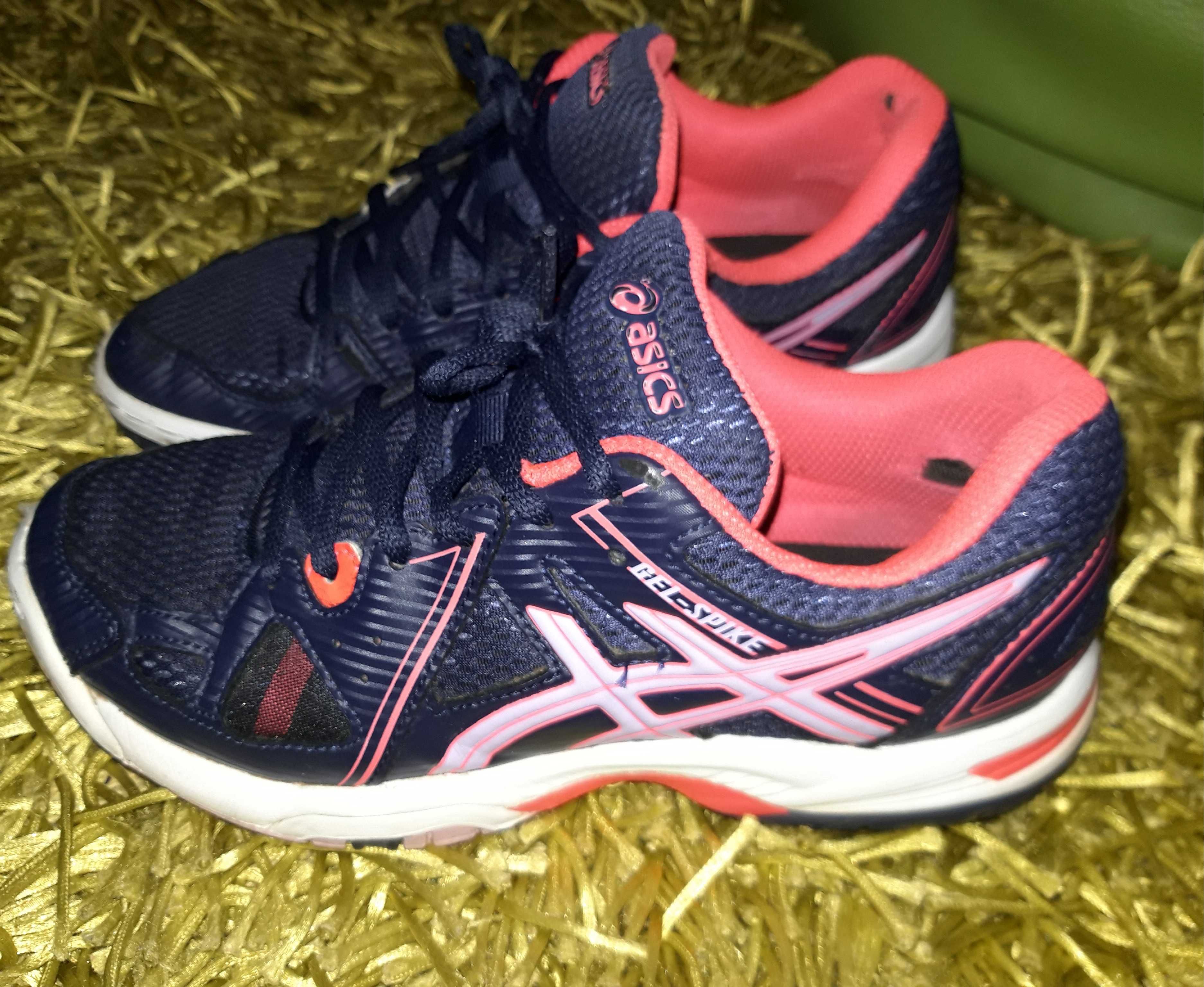 Sapatilhas voleibol Asics 37 ótimo estado