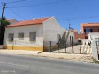 Moradia T4 para venda
