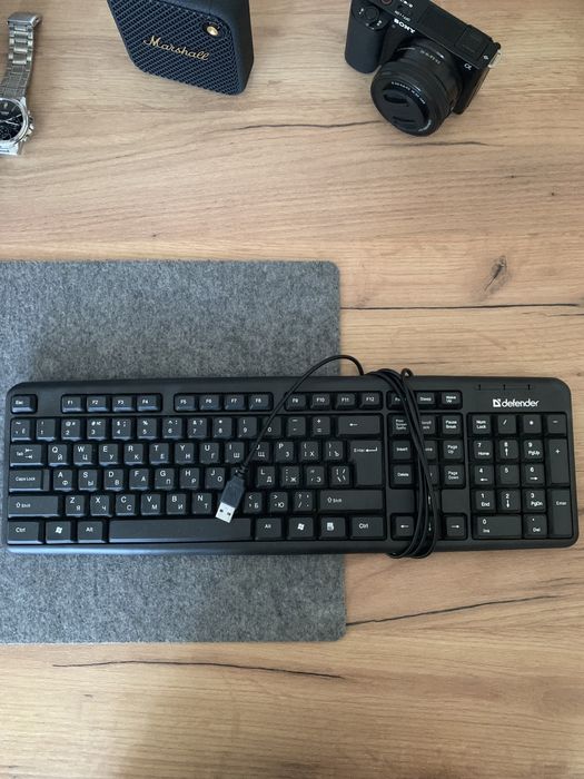 клавиатура defender, все працює