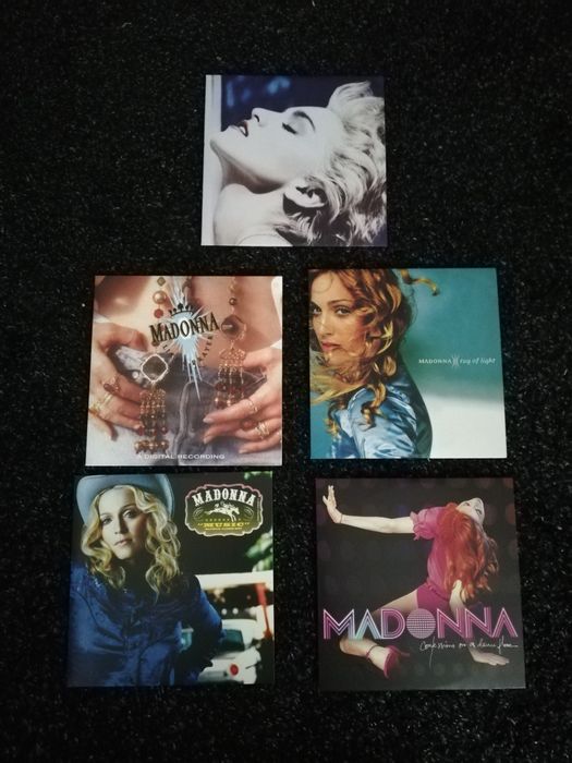 Madonna e stone temple pilots, sepultura, Jefferson airplane cds
