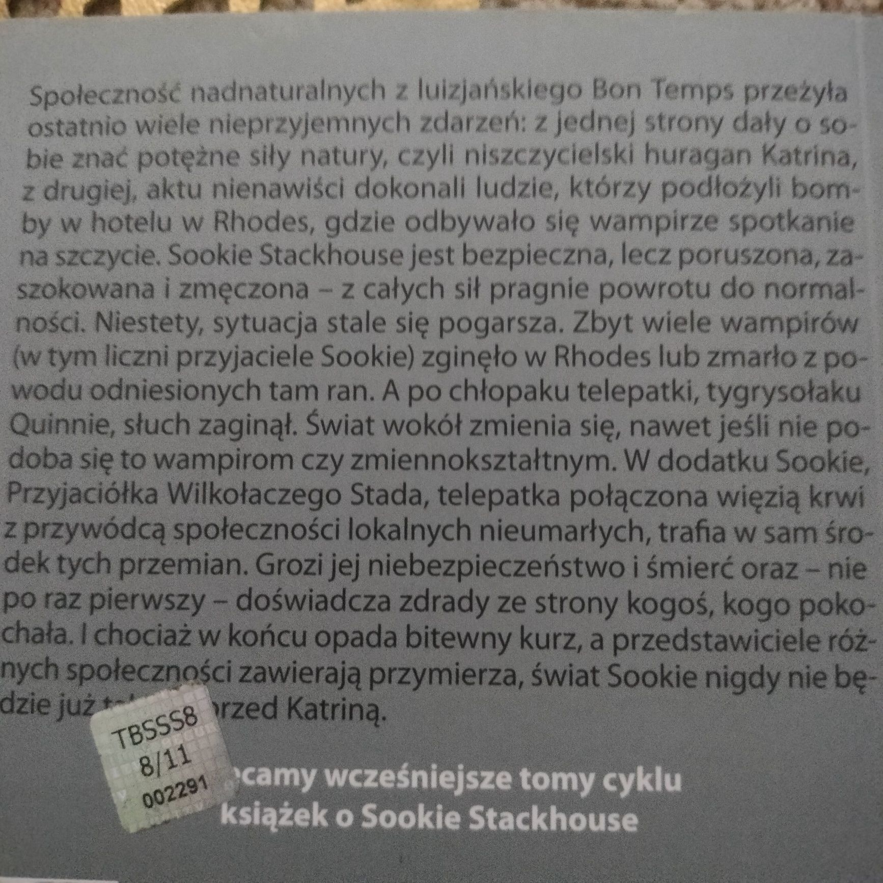Książka pod tytułem Gorzej niż martwy