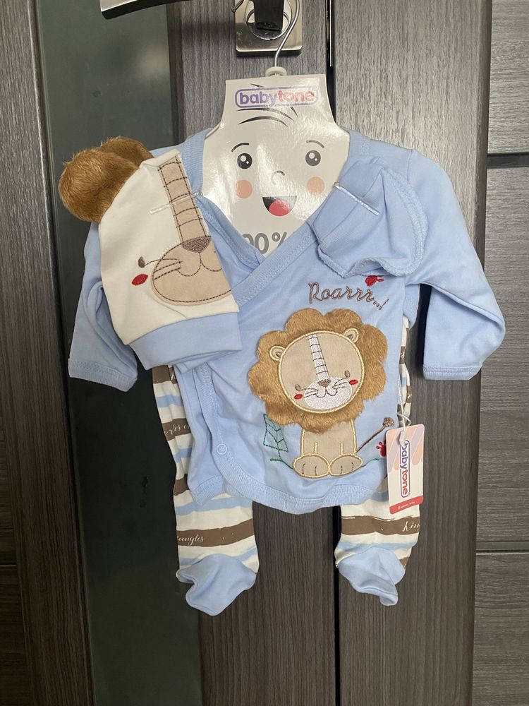 Нарядный костюм набор на новорождённого малыша бодик