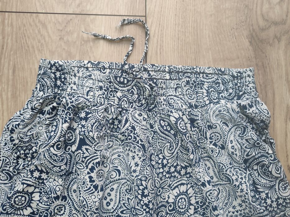 Spodnie/rybaczki/alladynki/haremki