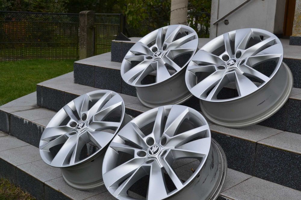 Alufelgi 5x112 Skoda 18 Cali Oryginalne stan bardzo dobry