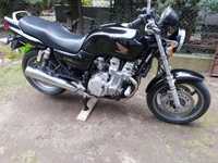 Honda CB750 Seven Fifty RC42 niski przebieg