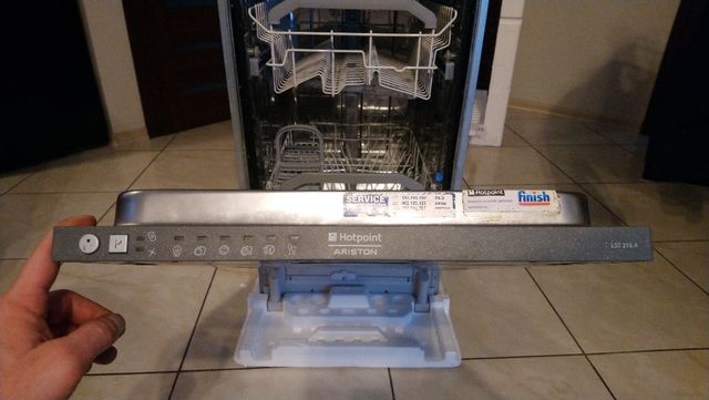 Uszkodzona zmywarka HOTPOINT ARISTON LST216A