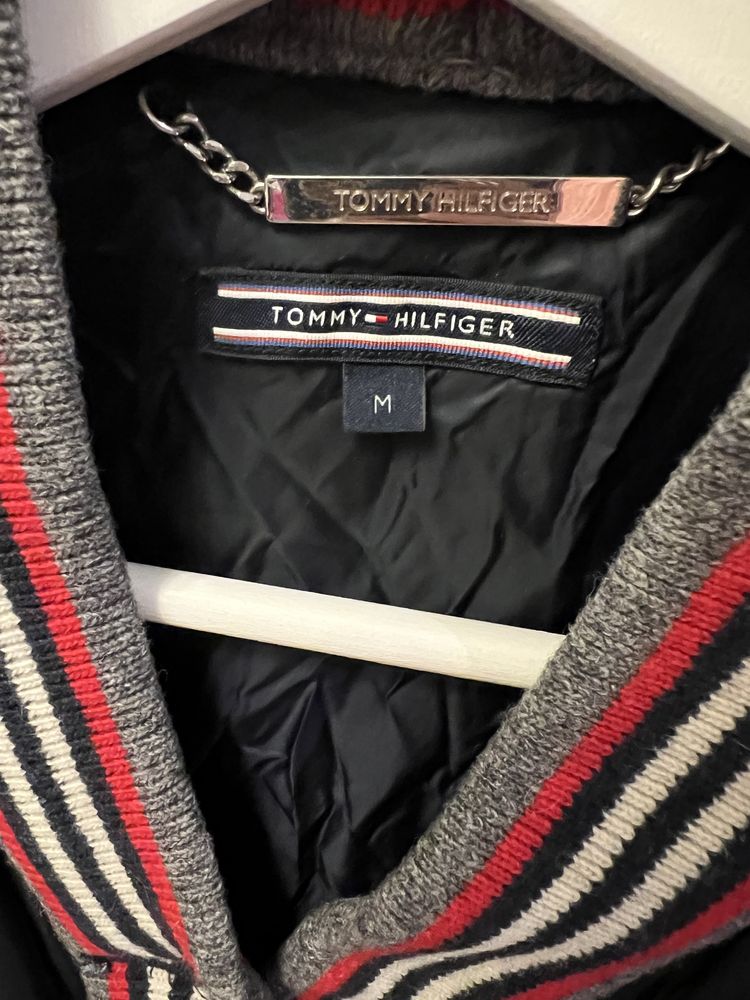 Kurteczka Tommy Hilfiger niebieska