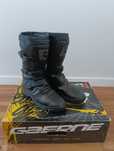 Botas mota GAERNE 43