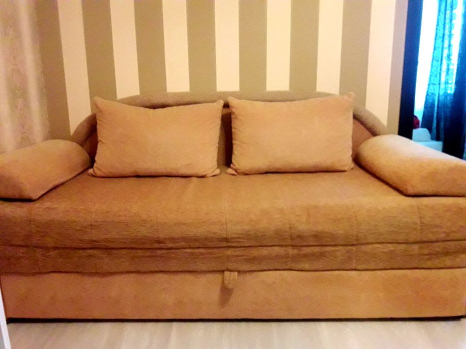 Продається розкладний диван