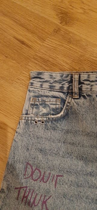 Jeansy Bershka Mom rozmiar 36