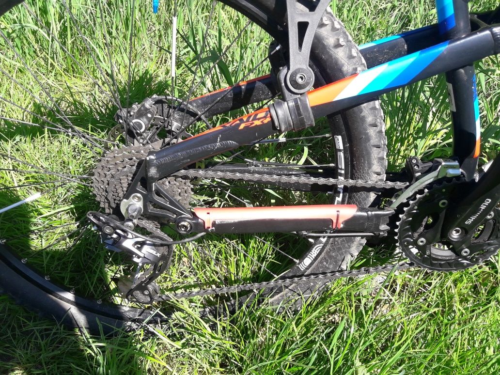 Lapierre RAID FX+ full na 27.5 kolach enduro specialized