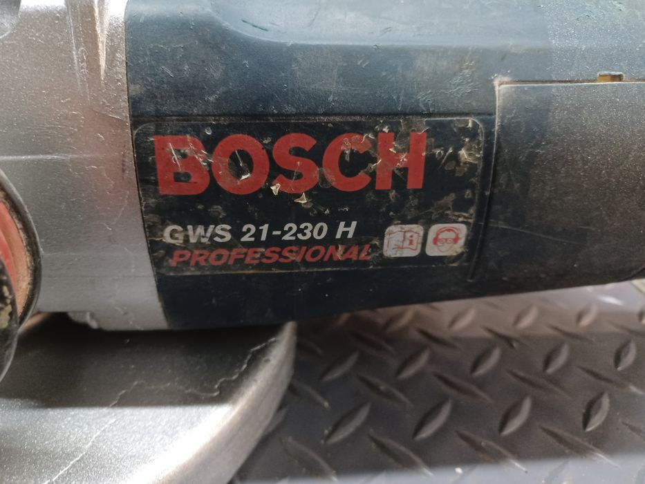 Rebarbadora bosch GWS 21-230H