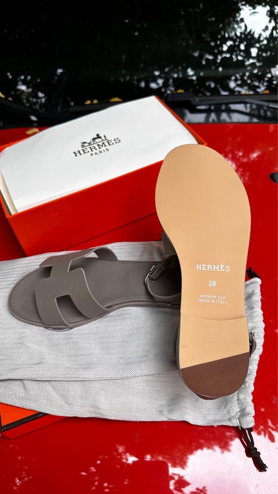 Босоніжки жіночі шкіряні ермє Hermes