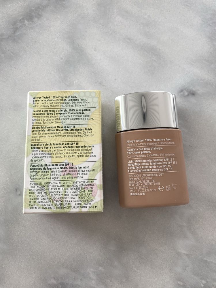 Podkład fluid Clinique Even Better Glow SPF 15 Honey