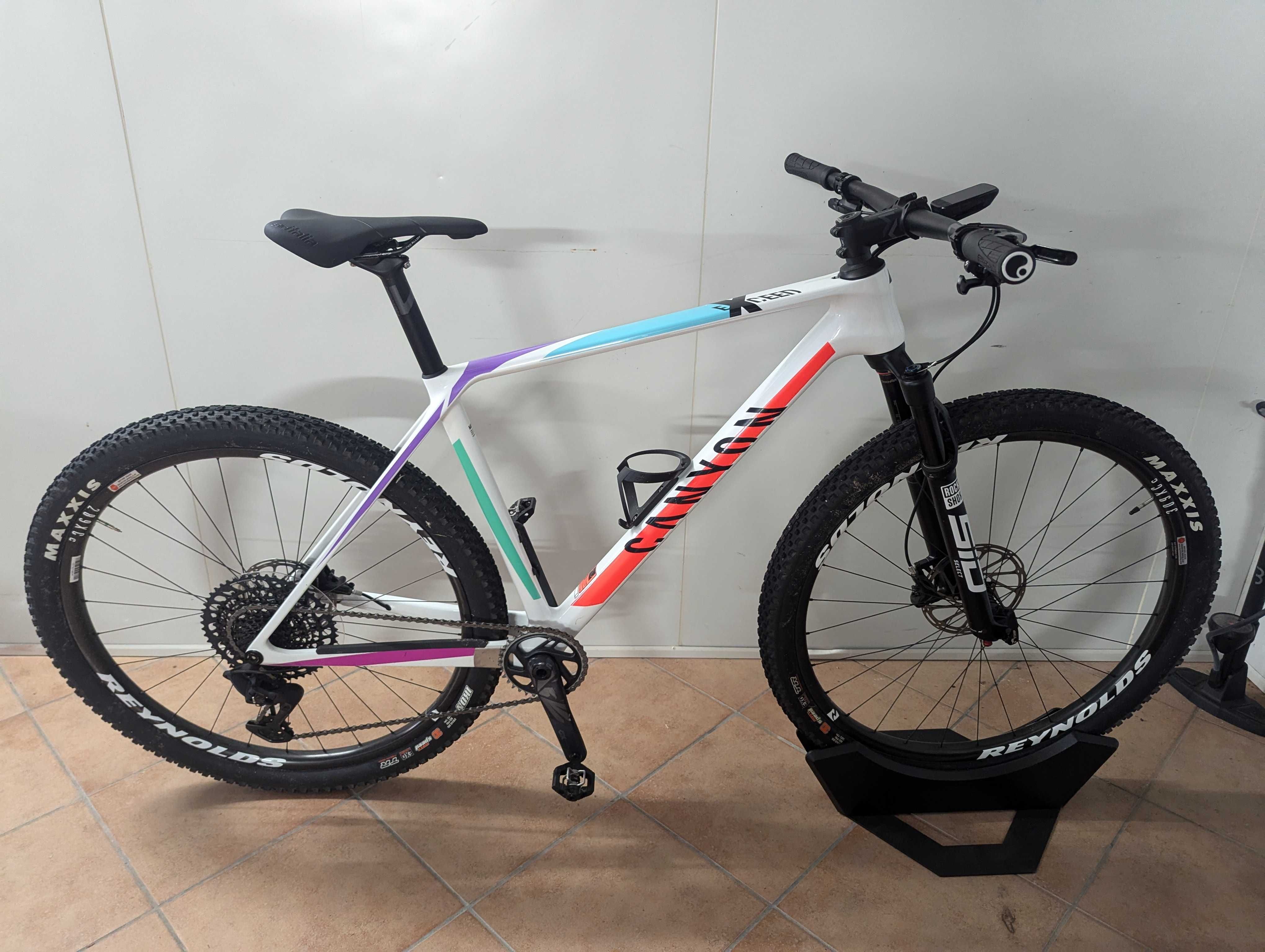 Canyon Exceed CF7 - 2022 Team Replica - Size L