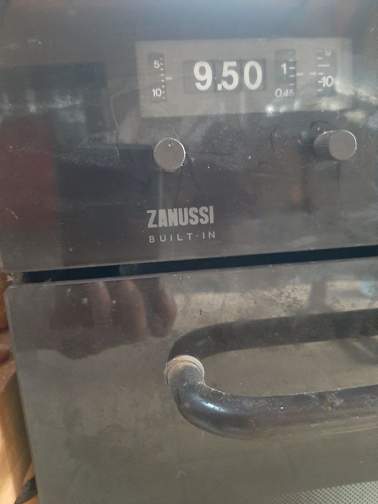 Forno de cozinha zanussi Built.in BM441