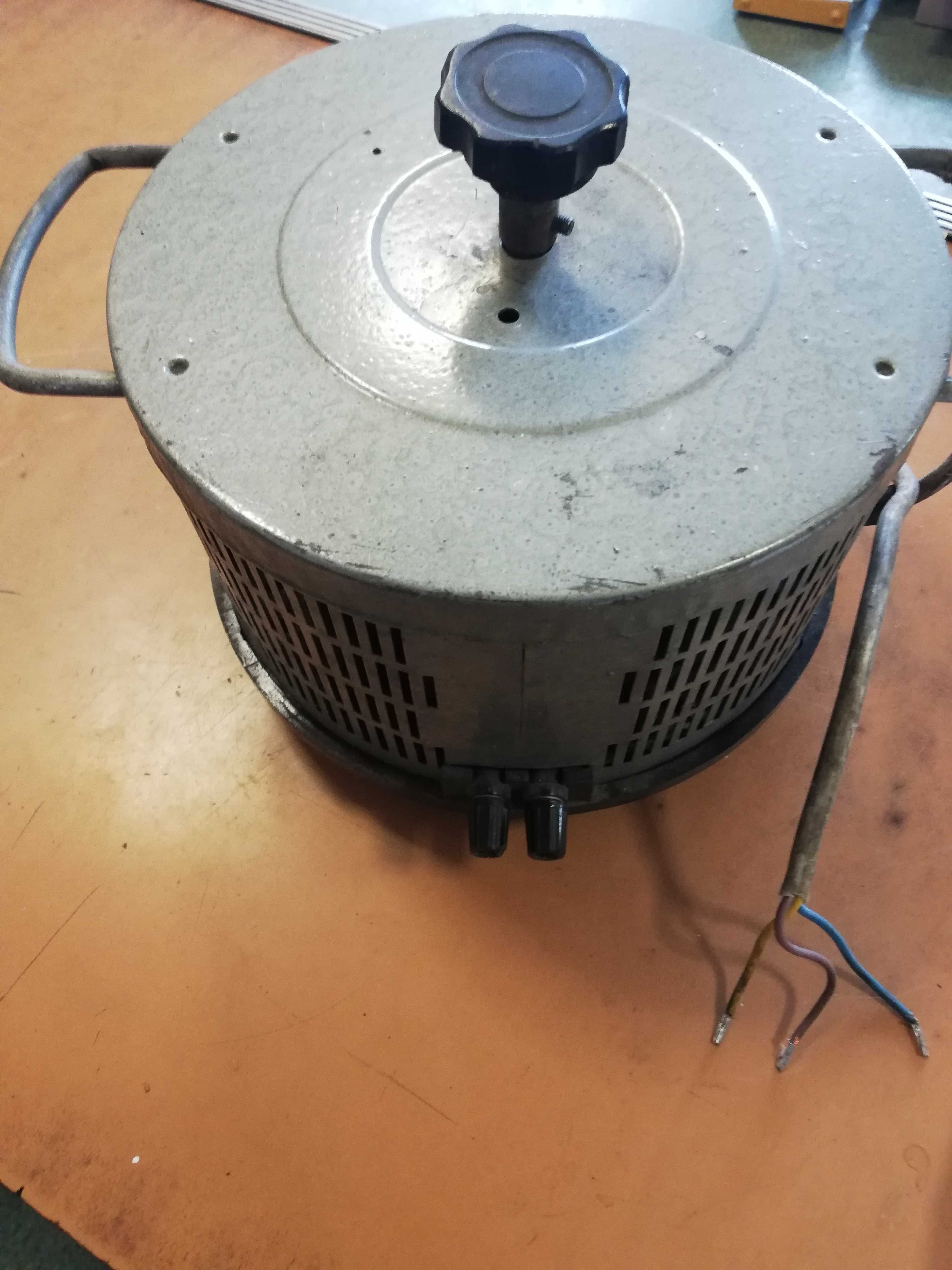 Autotransformator regulowany