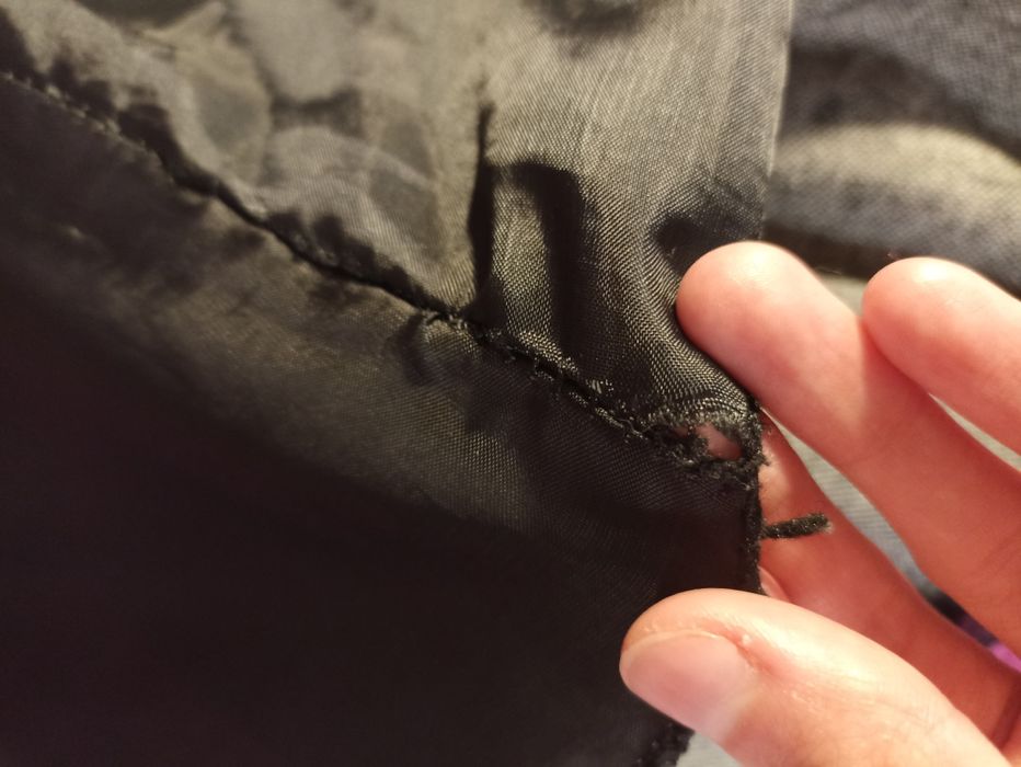 Spódniczka spódnica M S szara w wzory kwiaty liście z czarną koronką