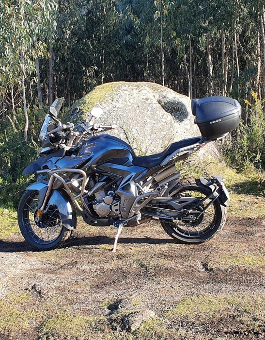 Zontes T310 T2 NACIONAL C/Top Case Givi 6500KMS