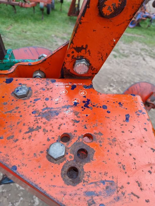 Pług Kverneland 4 skibowy LD 100