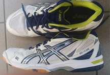 Asics rozmiar 43,5 buty sportowe .