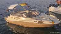 Motorówka jacht łódź motorowa Quicksilver Mercruiser z przyczepą