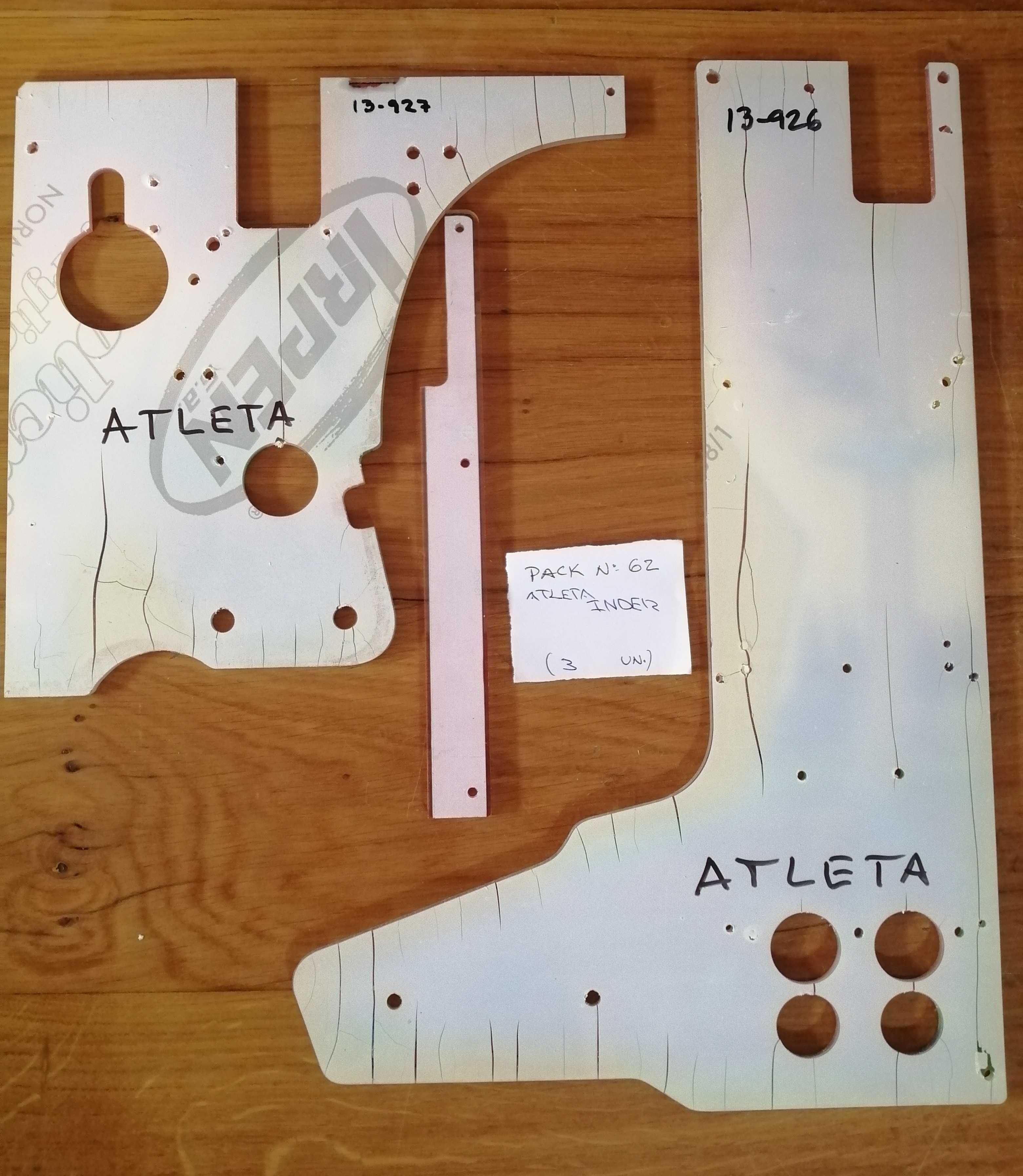 FLIPPERS / PINBALLS - ATLETA Decorativos de Tabuleiro e Outros
