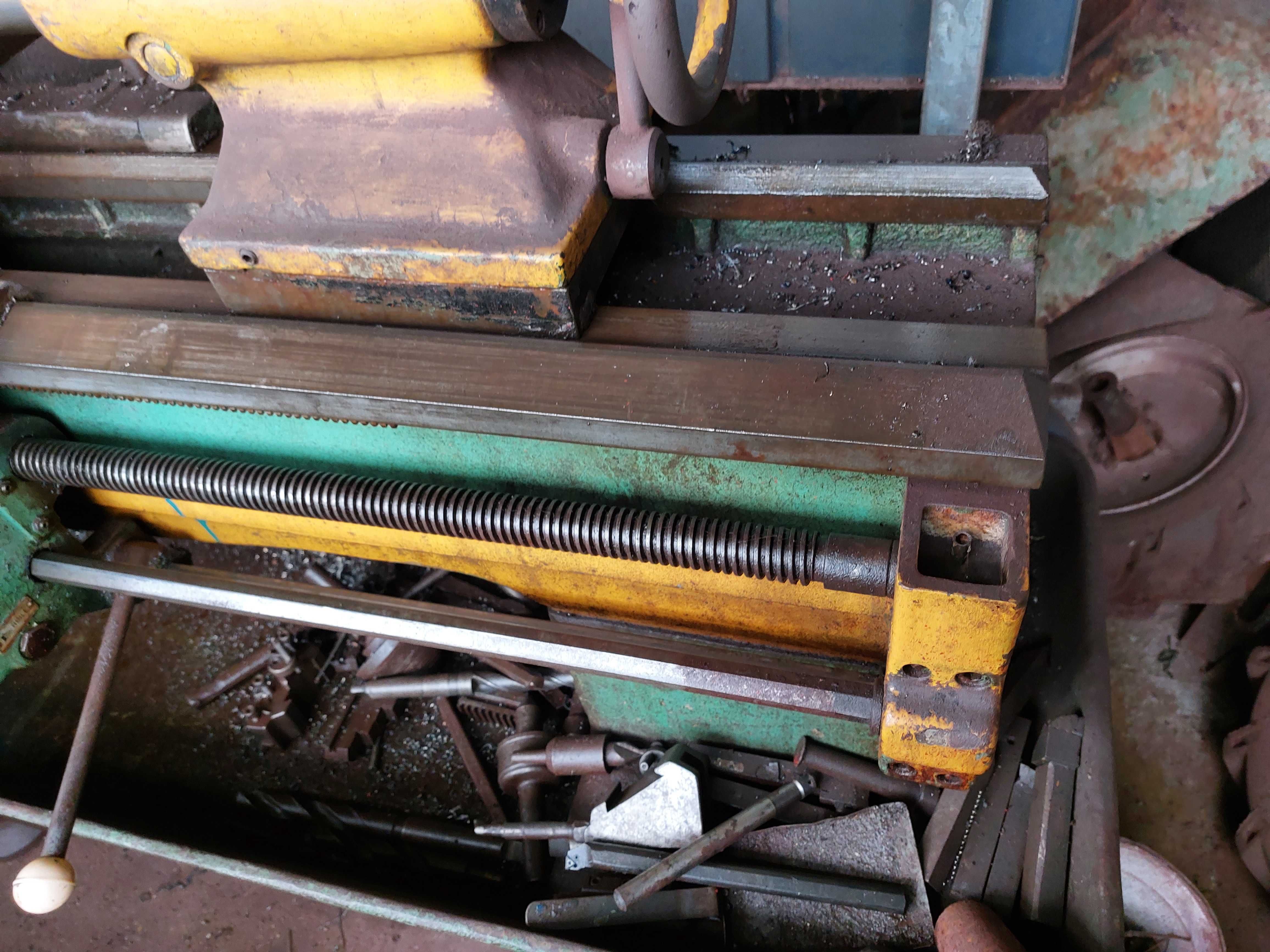torno mecanico 900/1000cm entre pontos monofasico/trifasico