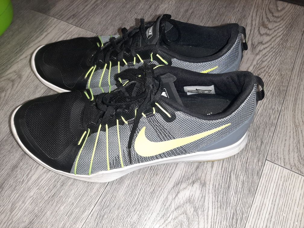 Кросовки Nike 45