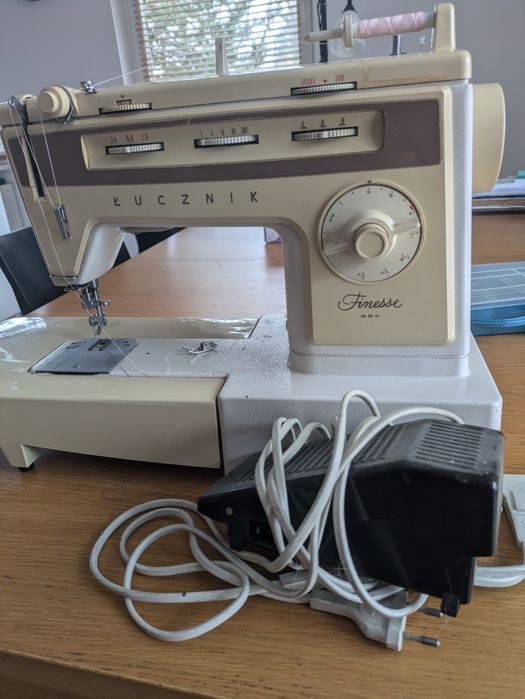 Maszyna Łucznik 884