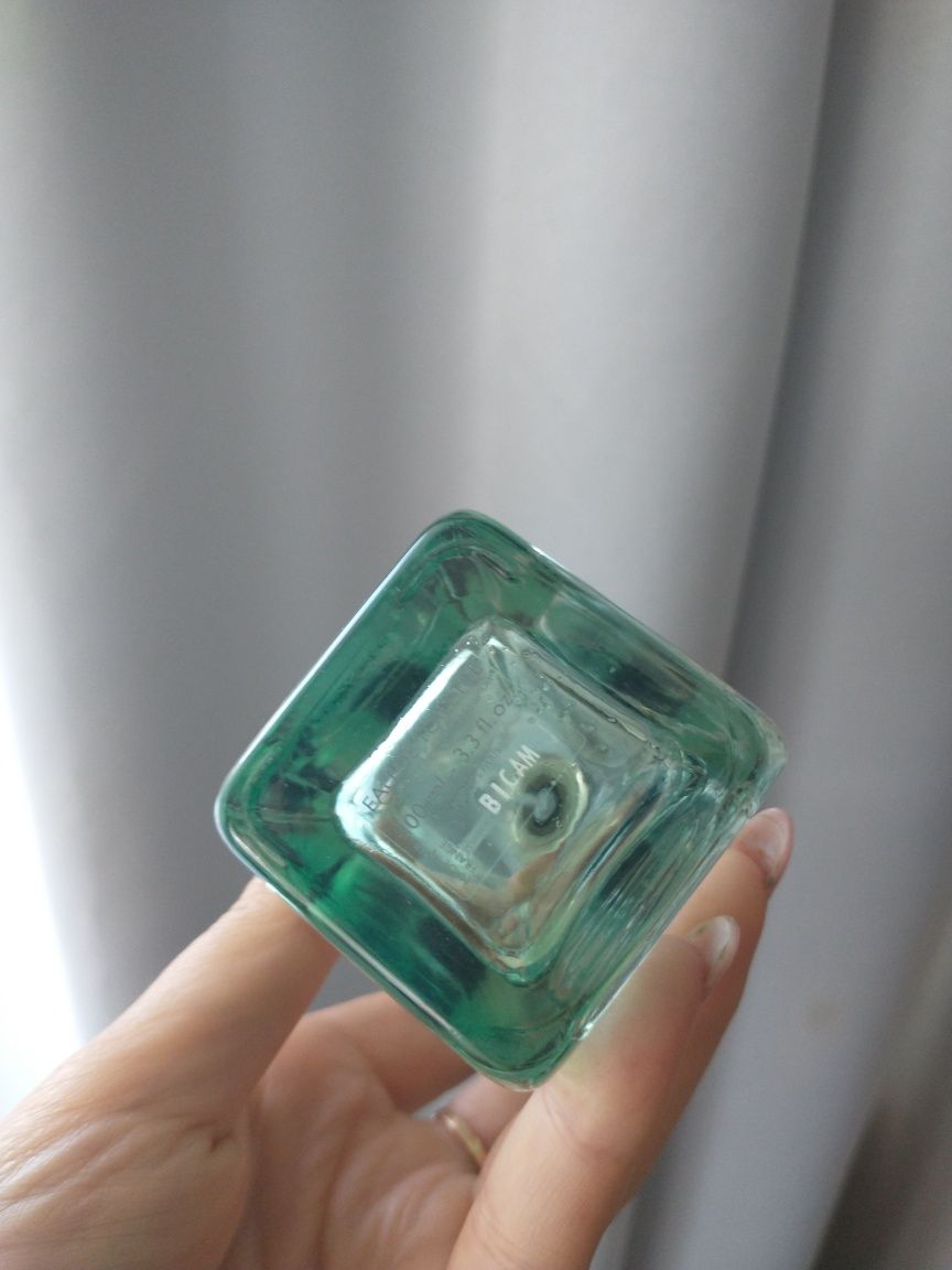 Pusty flakon po perfumach Hermès un jardins sur Le Nil 100 ml
