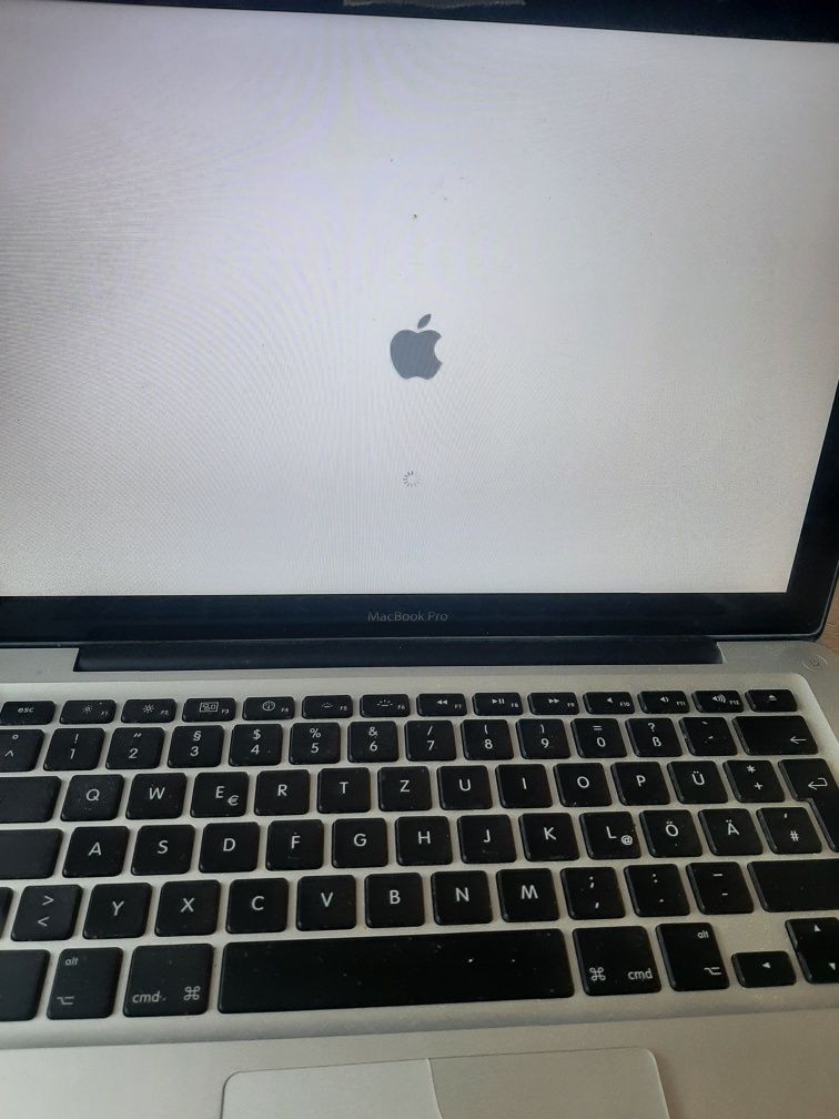 Macbook pro uszkodzony model A 1278