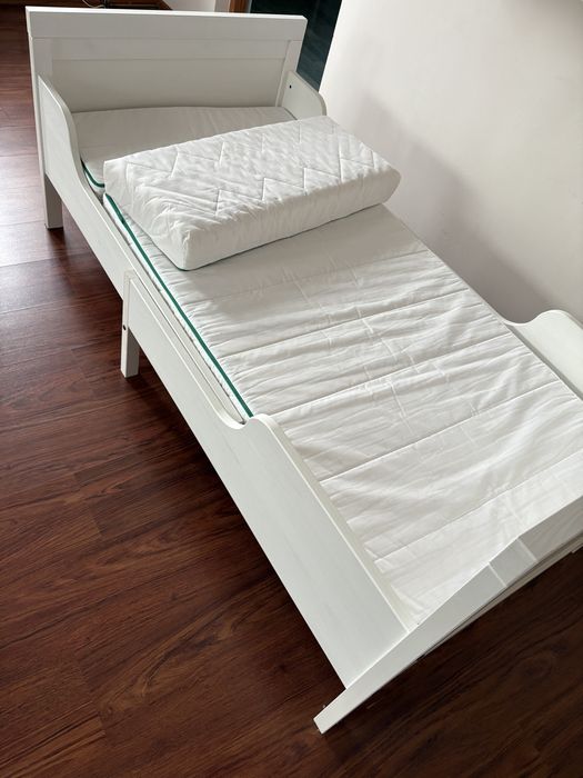 Łóżko Sundvik z materacem