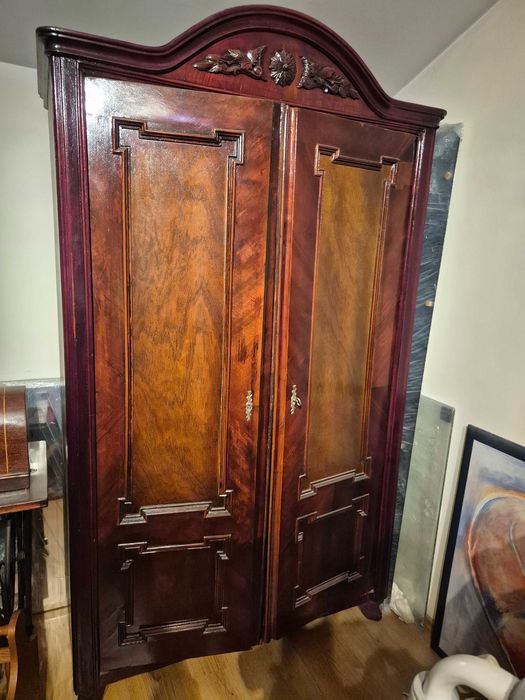 Piękna stara szafa antyk