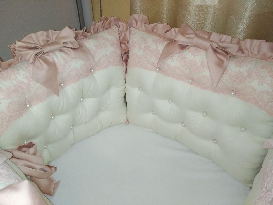 Бортики у дитяче ліжко