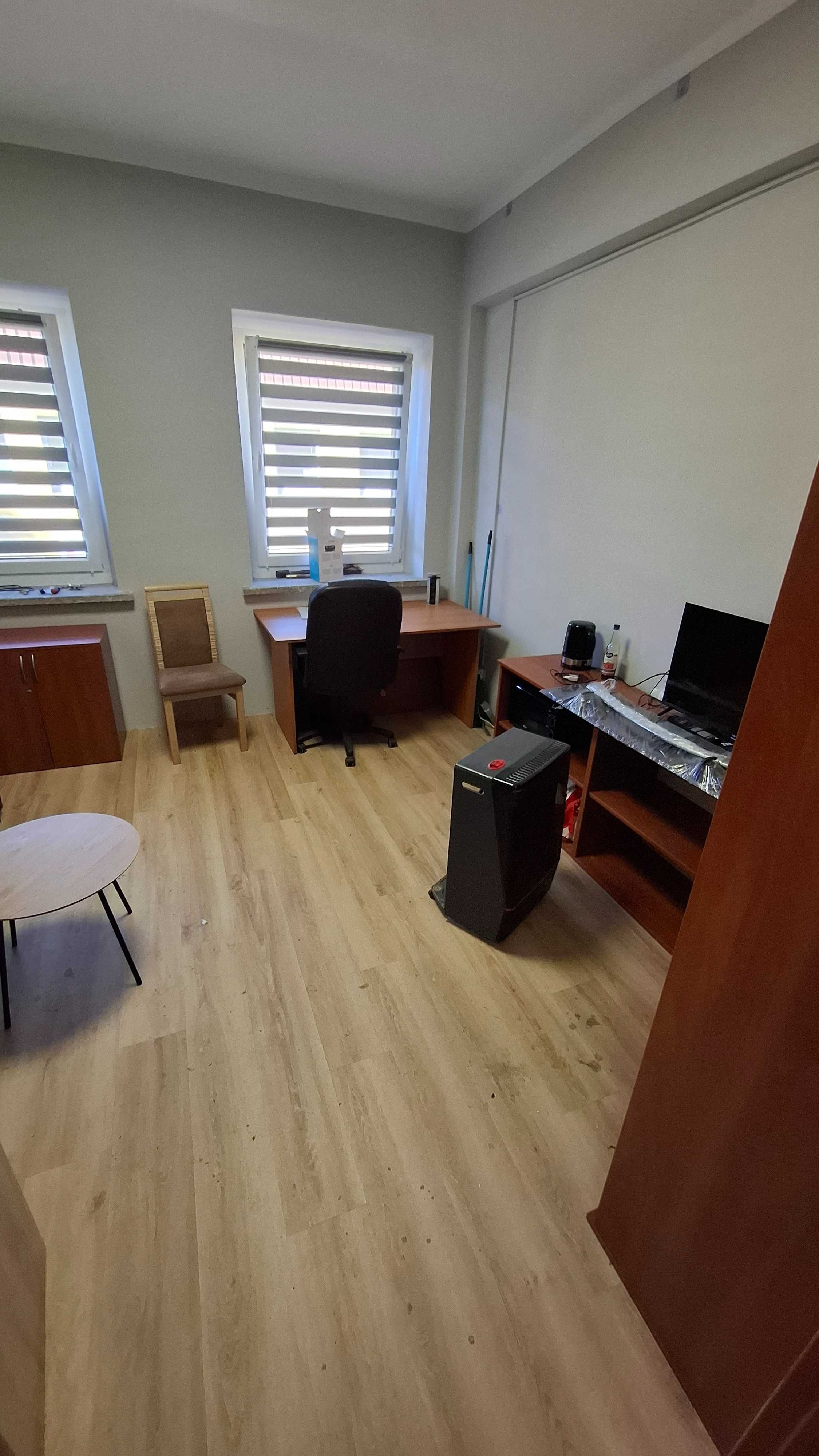 Wynajme biuro w centrum Knurowa. 20m2