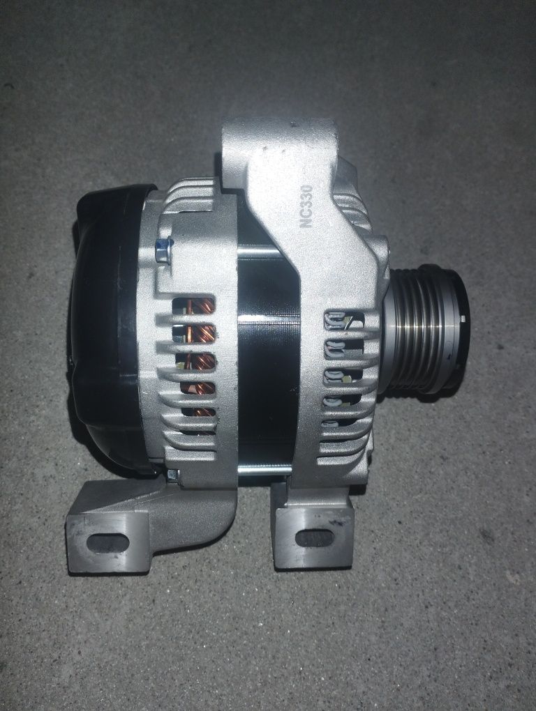 Alternator Volvo V50 2.4 170KM 2004 NOWY !!!