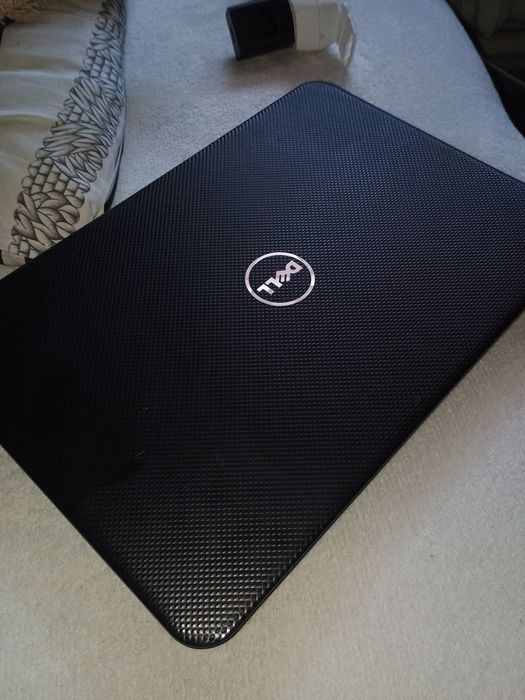 Ноутбук Dell Inspiron 15 На запчастини