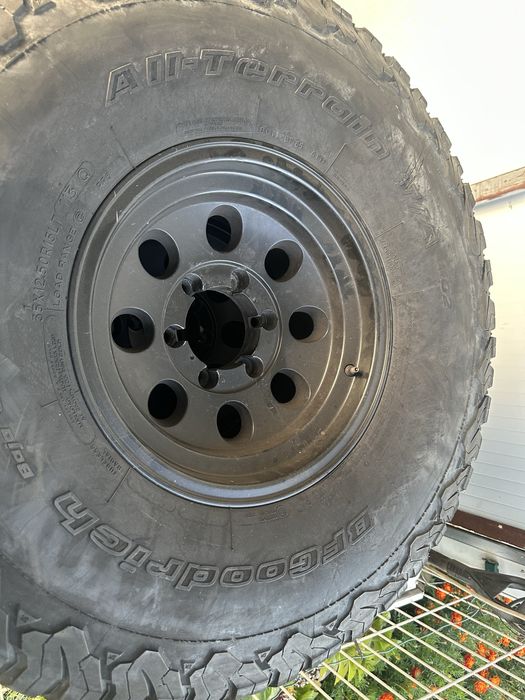 Pneus e jantes 35 12.5 15