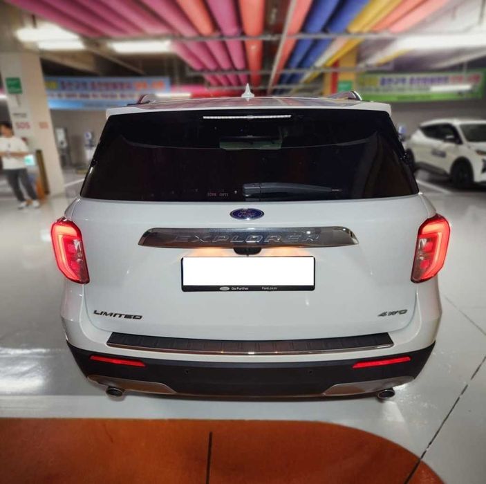 Ford Explorer 6th generation 2.3 Limited 4WD 2022