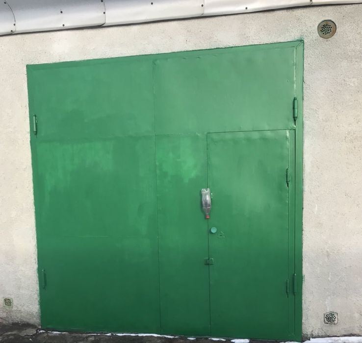 Продаж гаражного боксу у місті Львові