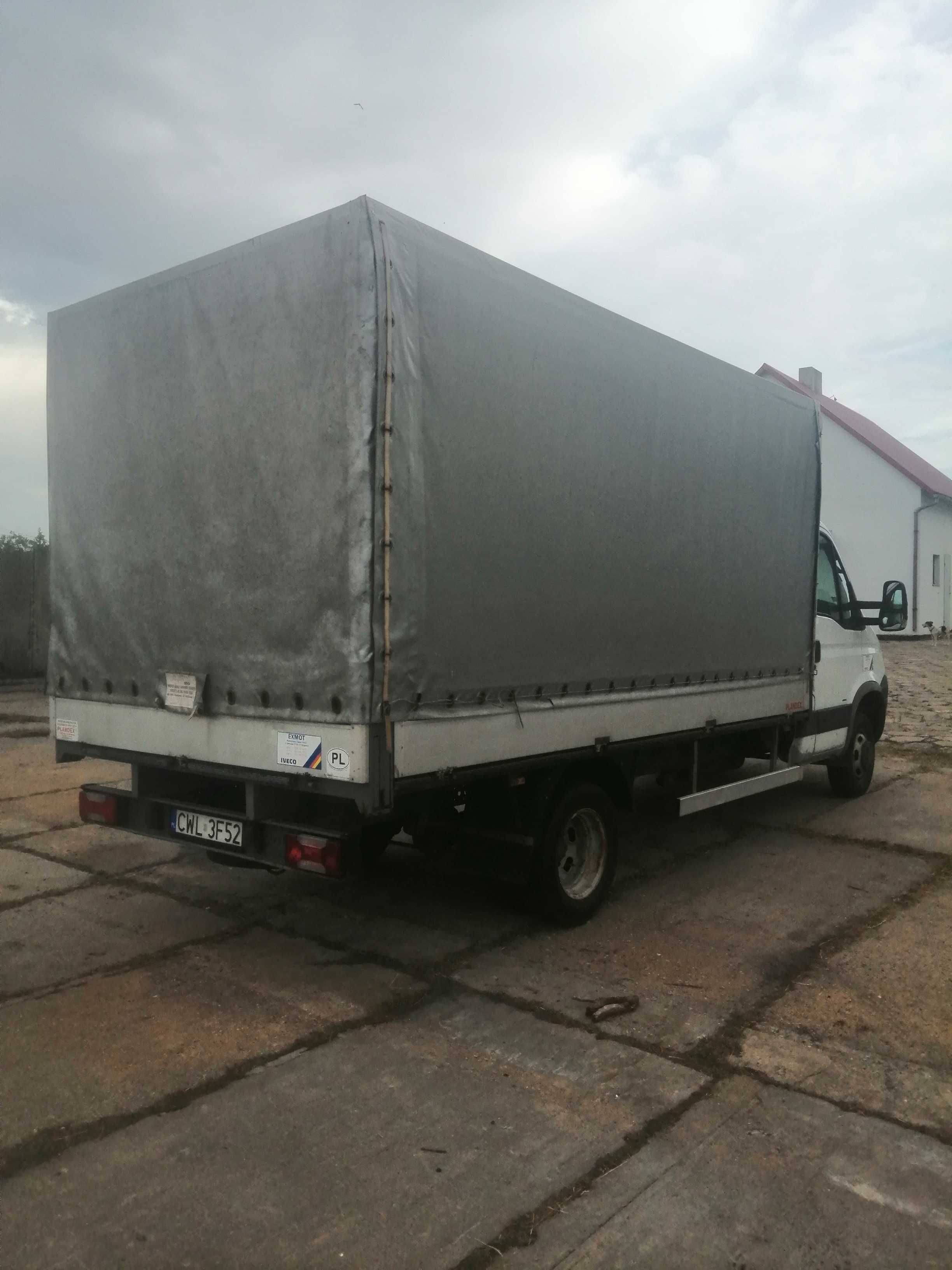 Samochód IVECO DAILY 3,5 DMC plandeka