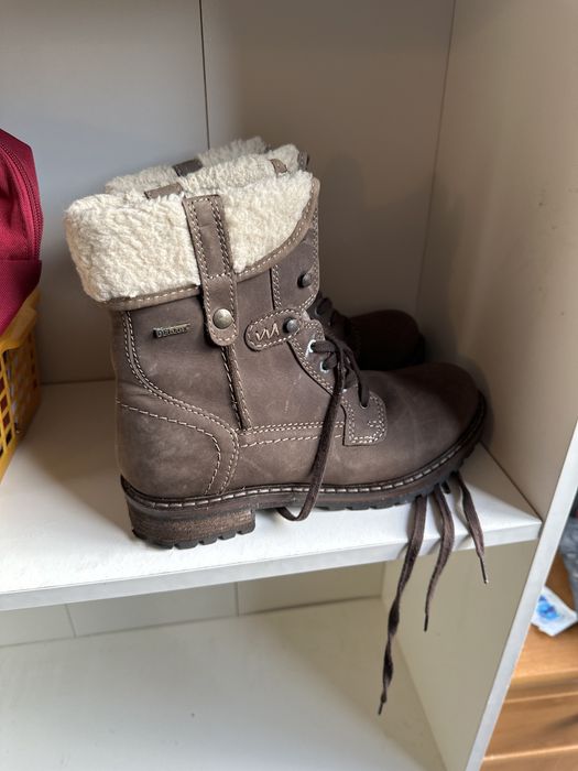 Buty skórzane z kożuszkiem rozm 37